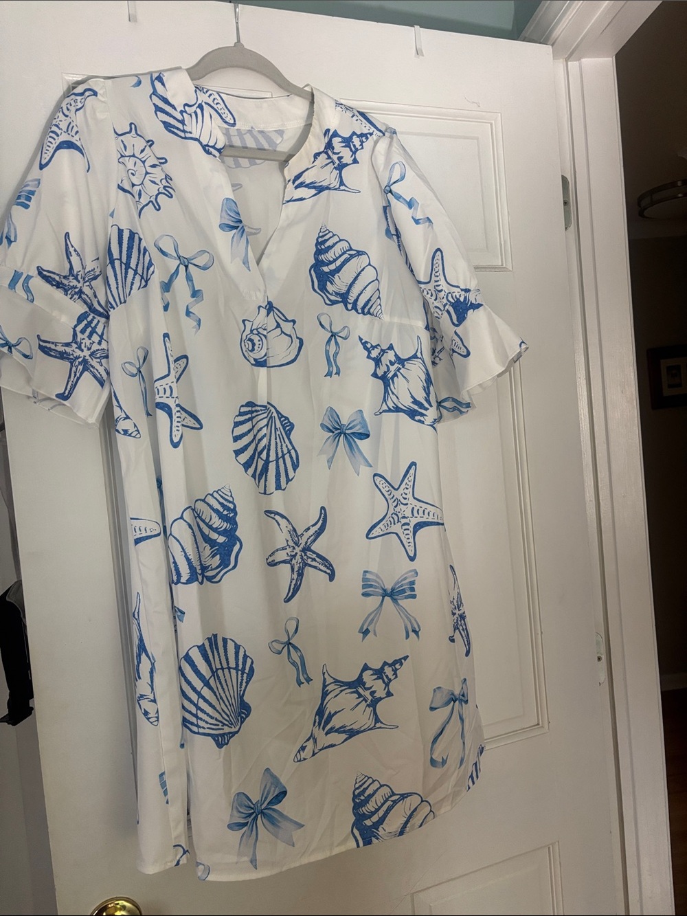 SHEIN White Swim Coverup with Blue Seashell & Starfish Print